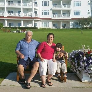 Meet your Posher, Widad